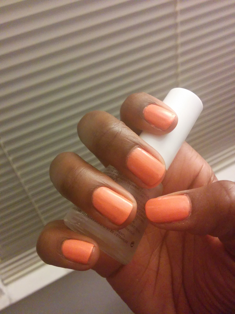 Illustration for article titled Easy Trick for an At-Home Mani